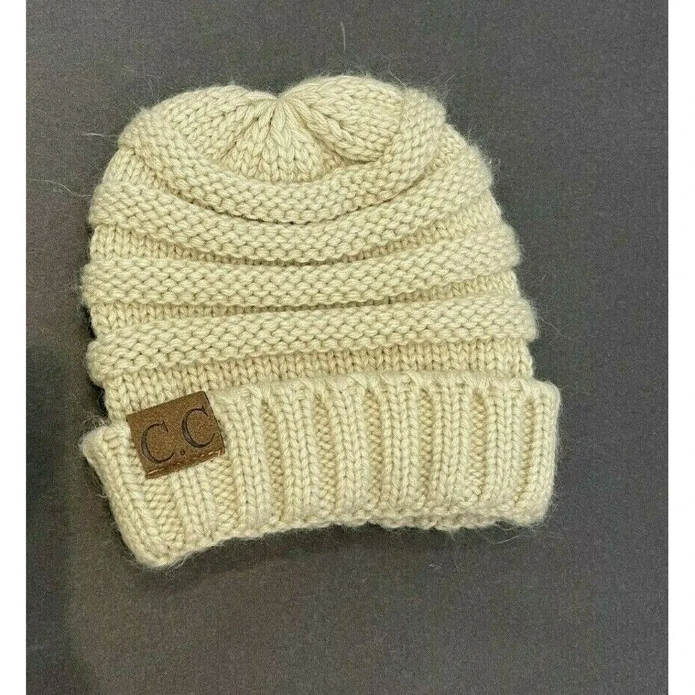 Girlie Girl Originals C.C. Knit‎ Winter Beanie Hat Tan Excellent Condition!!